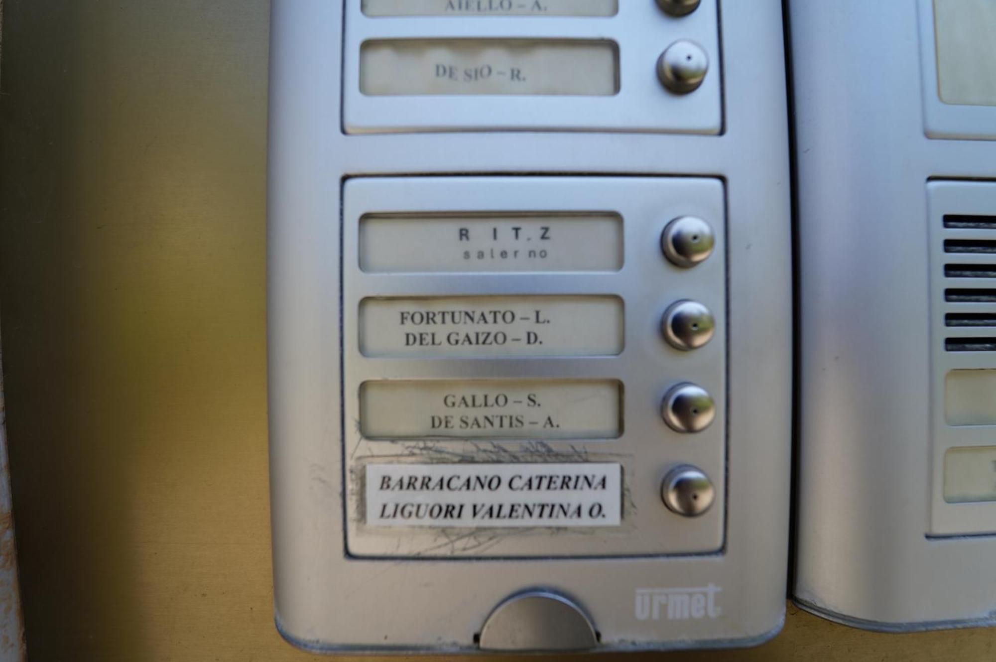Apartmán Ritz Salerno Exteriér fotografie